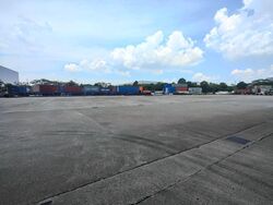 Gul Circle (D22), Warehouse #575445231